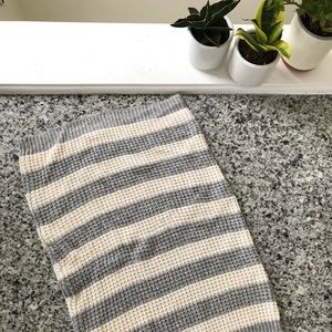 Gap Striped Gray/Cream Infinity